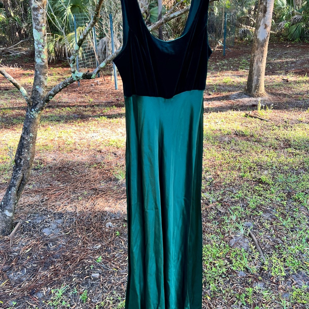 Chic Velvet and Satin Maxi Dress